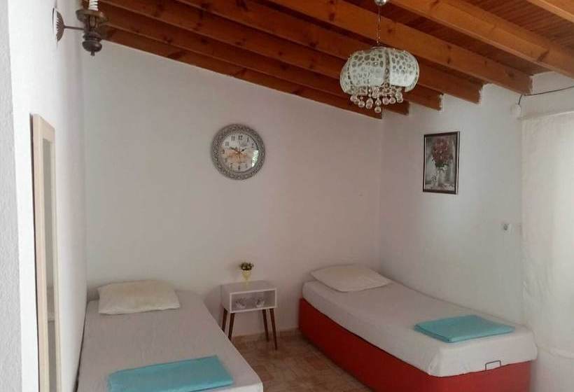 リゾートホテル Elisa Tatil Koyu