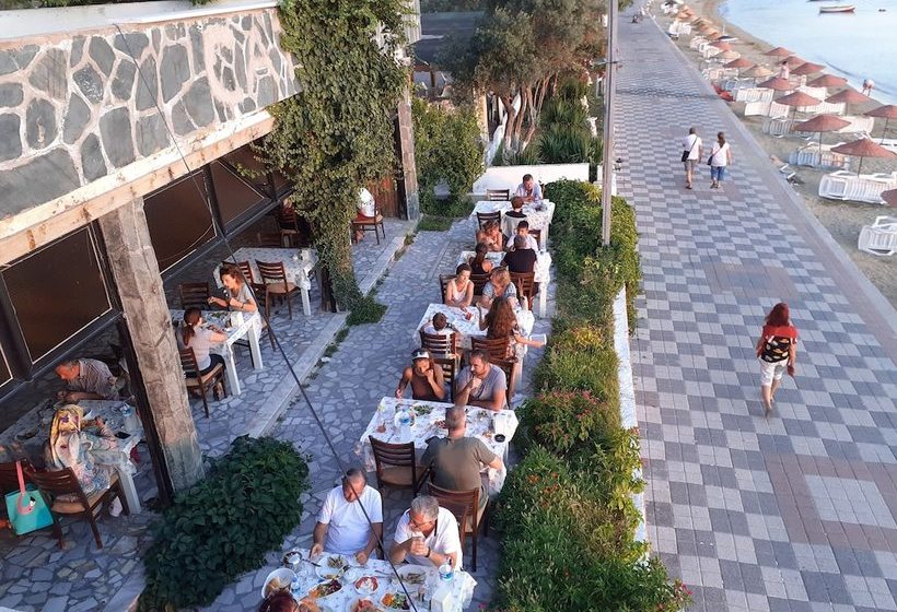 リゾートホテル Elisa Tatil Koyu