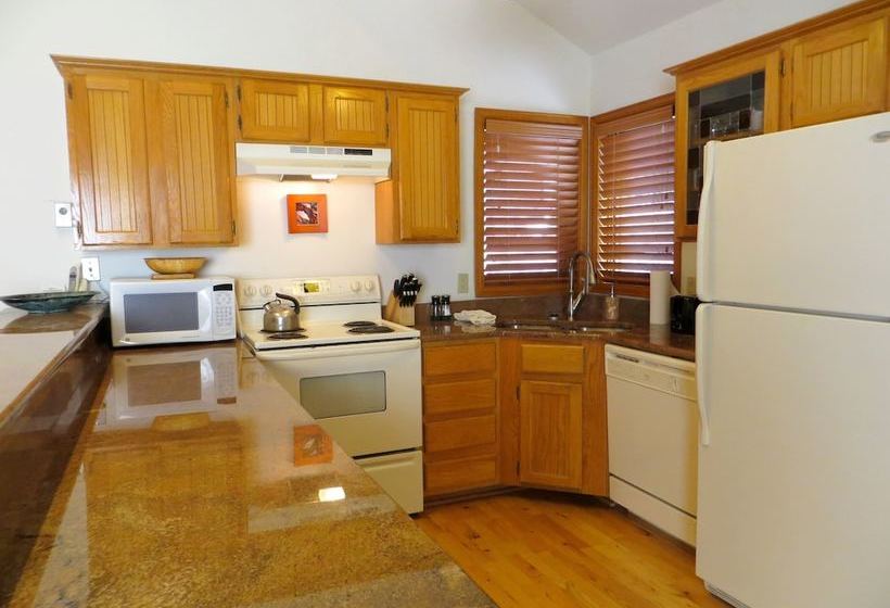 West Elk By Crested Butte Lodging