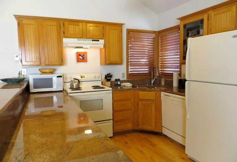 West Elk By Crested Butte Lodging