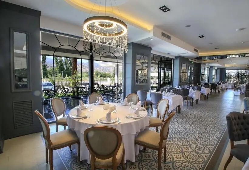 Aymi̇ra Hotel & Spa