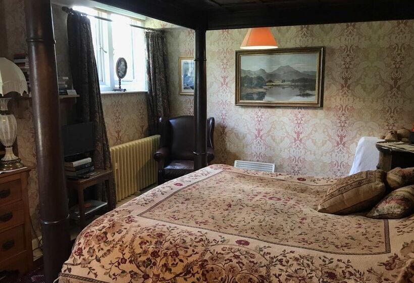 צימר Chalk And Cheese