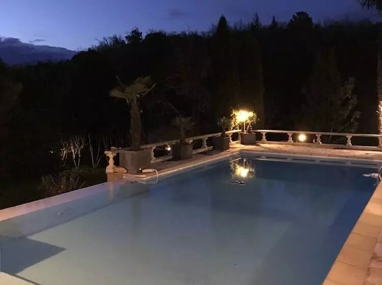 Aamiaismajoitus (B&B) Domaine Lacoste