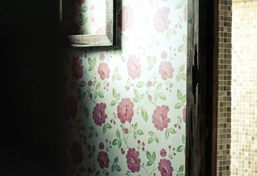 تختخواب و صبحانه Fanlin House