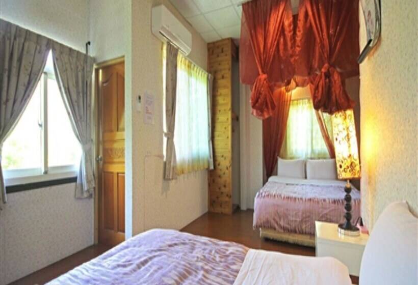 تختخواب و صبحانه Home Of The Fireflies