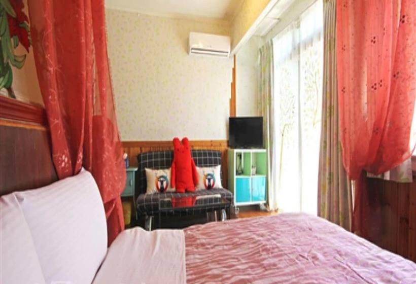 تختخواب و صبحانه Home Of The Fireflies