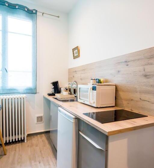 مبيت وإفطار La Maison Jaffran, Suite En Ville