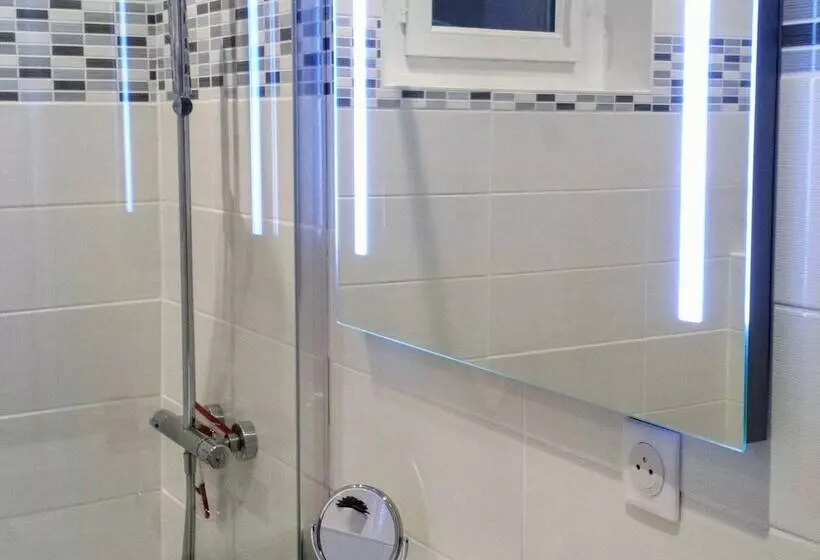 Aamiaismajoitus (B&B) La Maison Jaffran, Suite En Ville