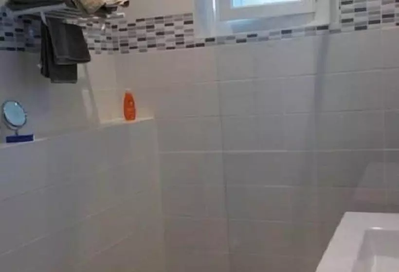 Aamiaismajoitus (B&B) La Maison Jaffran, Suite En Ville