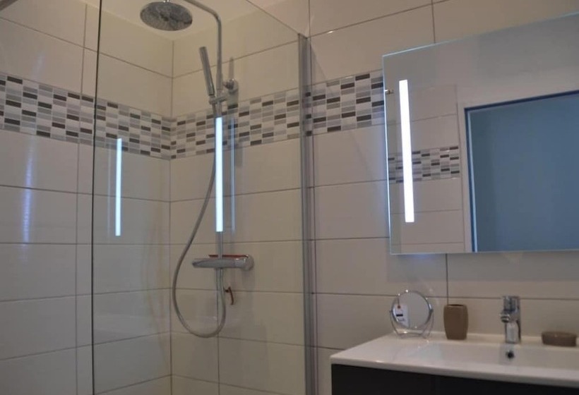 مبيت وإفطار La Maison Jaffran, Suite En Ville