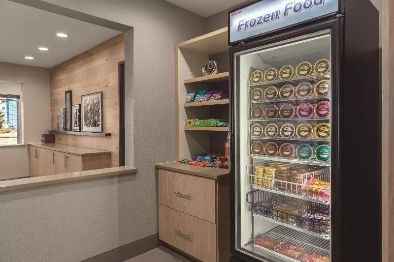 ホテル Country Inn & Suites By Radisson, Lubbock Southwest, Tx