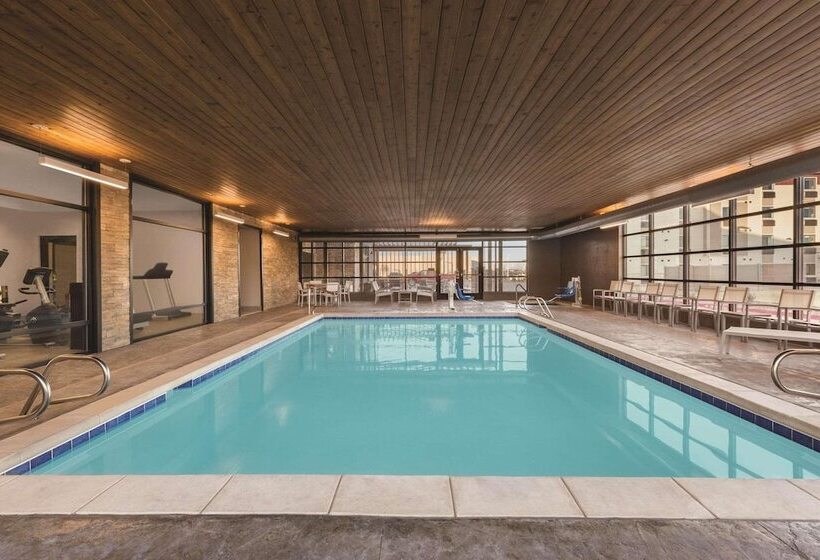 هتل Country Inn & Suites By Radisson, Lubbock Southwest, Tx