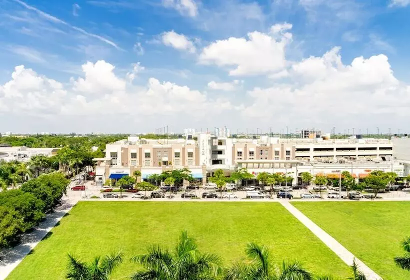 هتل Hyde Midtown Miami