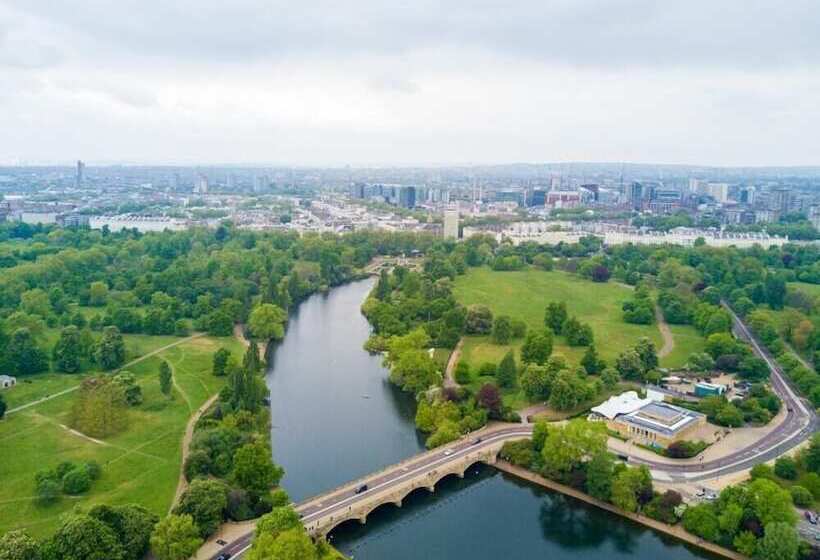 فندق London City Airport