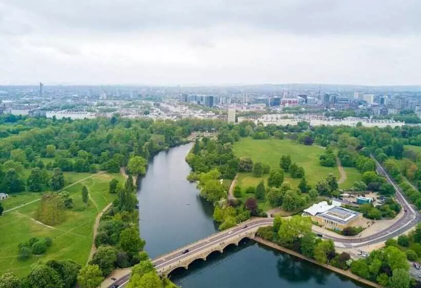ホテル London City Airport