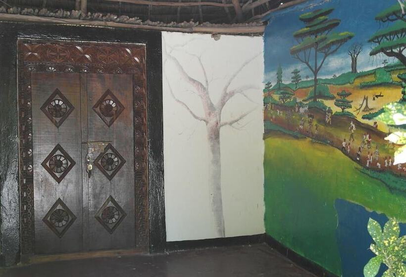 בית מלון כפרי Milele Lodge