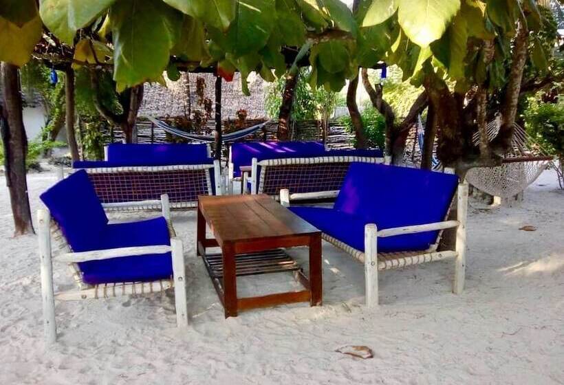 בית מלון כפרי Milele Lodge