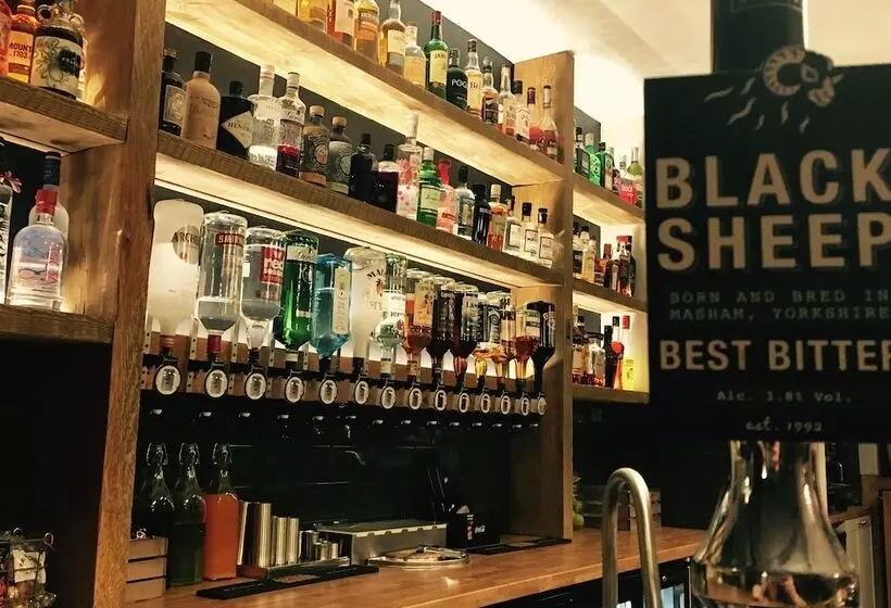 Hotelli The Inn On The Moor