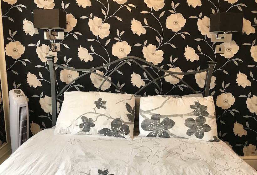 호텔 The Kings Head