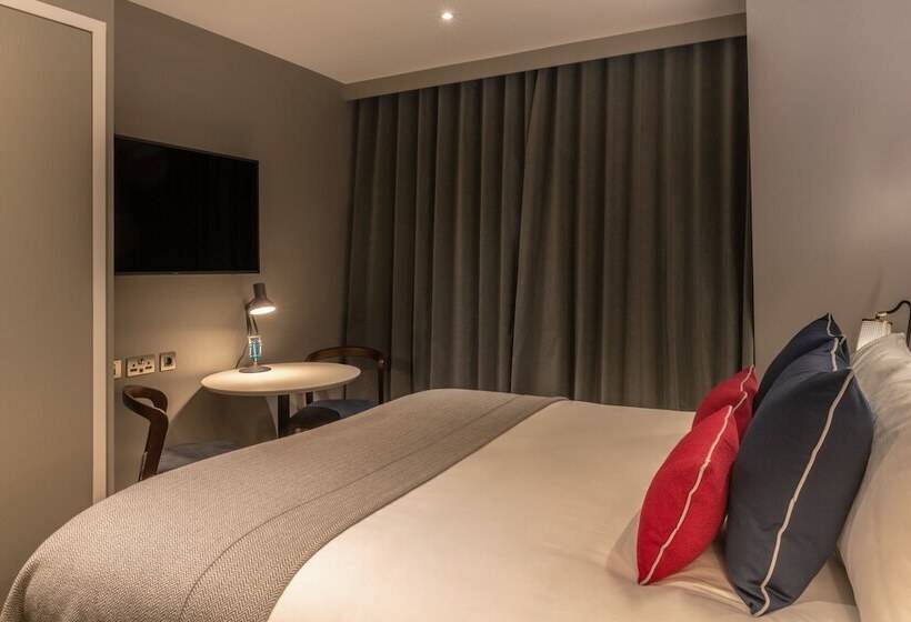 هتل The Resident Covent Garden