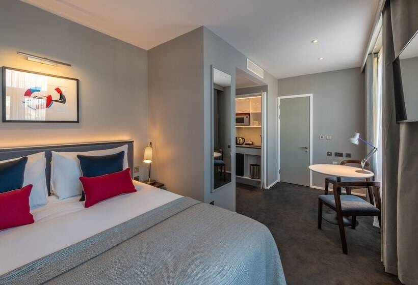 هتل The Resident Covent Garden