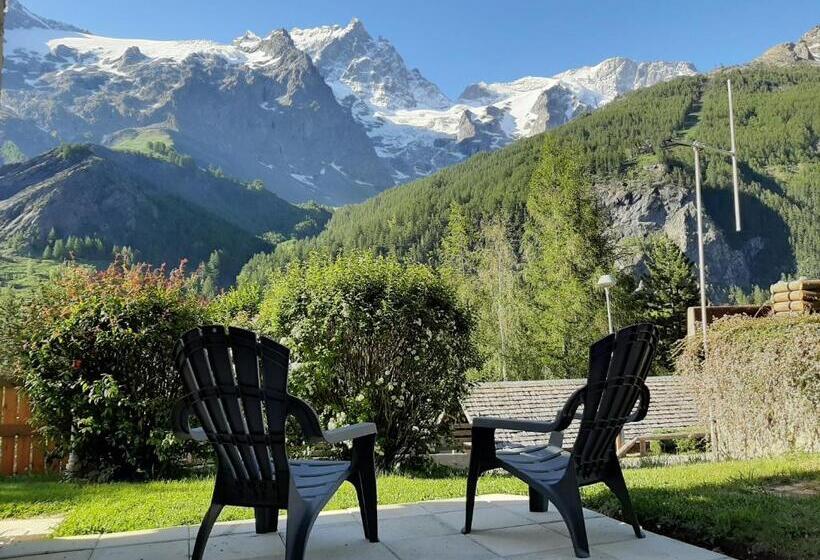 Locations Appartements & Chalets   Village Piéton, Vue Glaciers