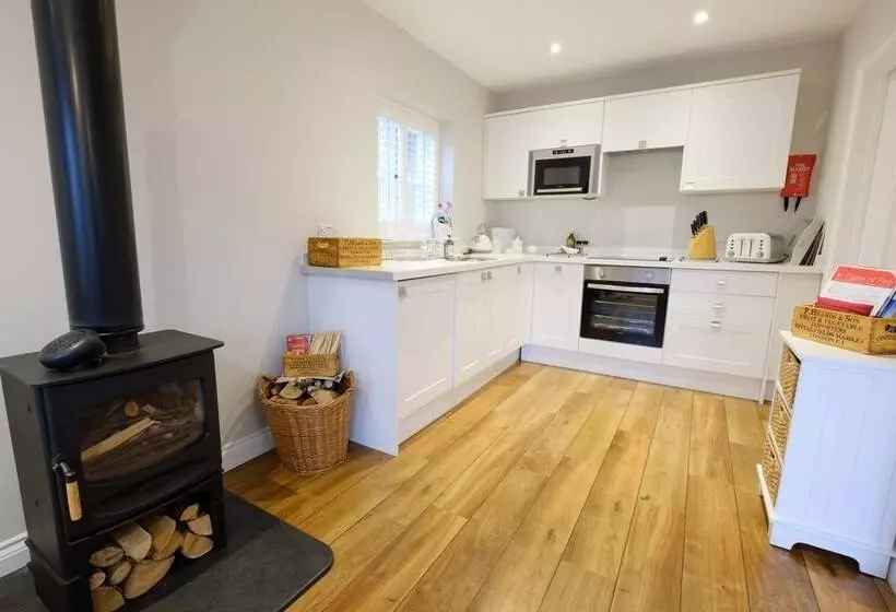 ペンション Brunger House