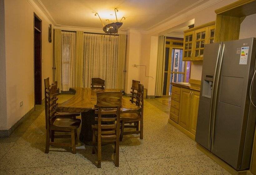 پانسیون Dawilderness Holiday Homes