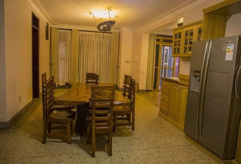 پانسیون Dawilderness Holiday Homes