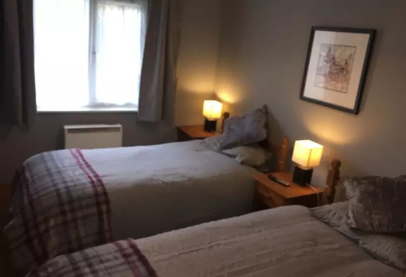 Majatalo Greenways Lodge Nr Stansted Airport