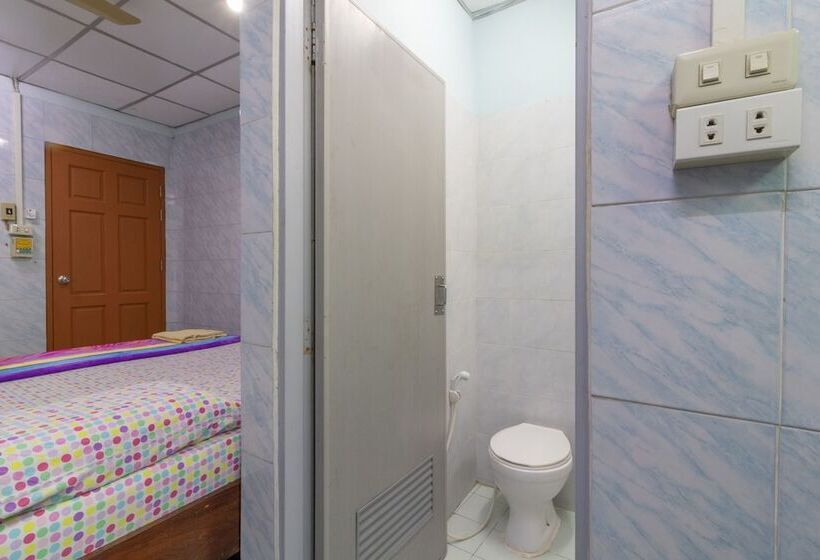 پانسیون New Central Guesthouse