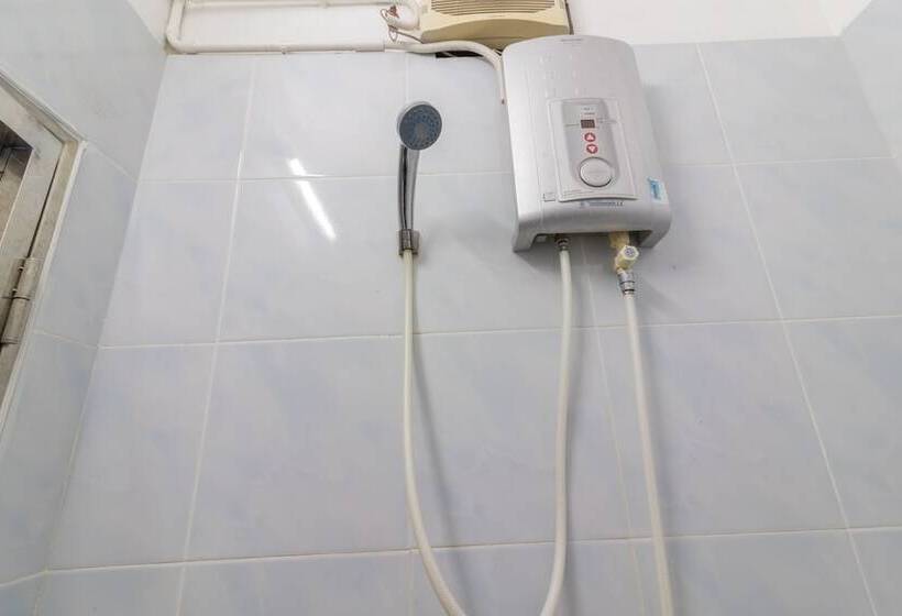 پانسیون New Central Guesthouse