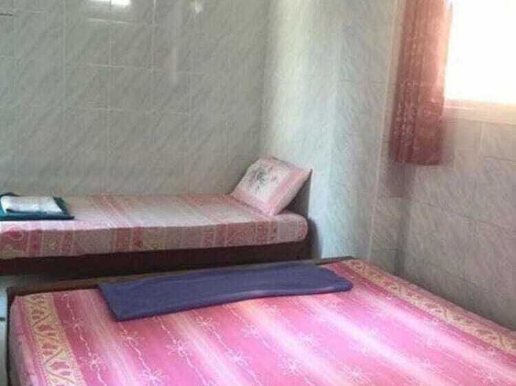 پانسیون New Central Guesthouse