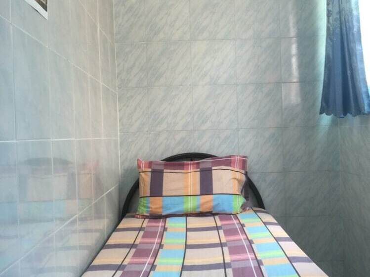 پانسیون New Central Guesthouse