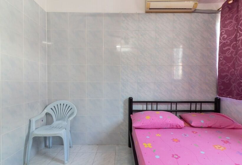 پانسیون New Central Guesthouse