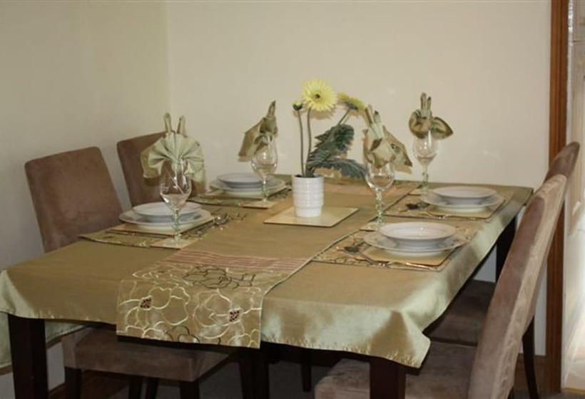 Robertsbridge Retreat Upper Apartment