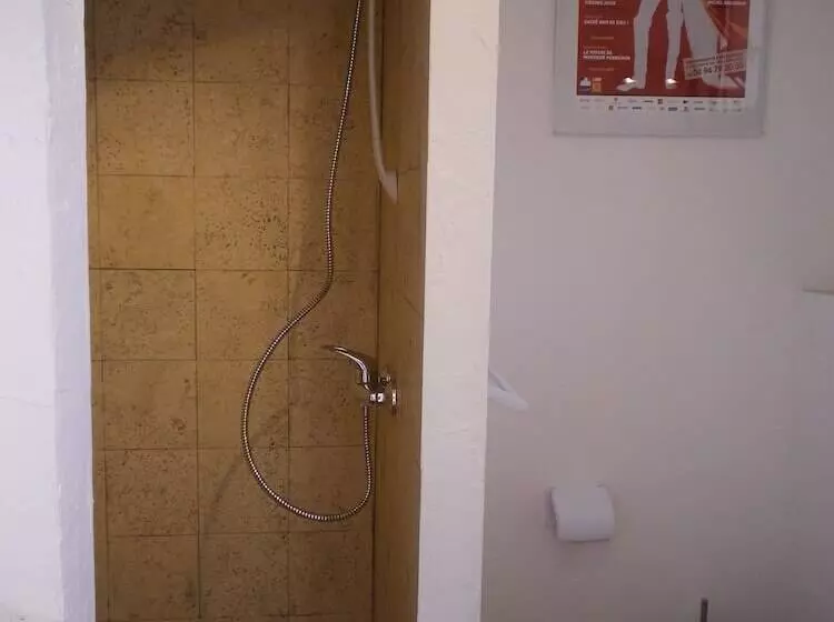 Aamiaismajoitus (B&B) Chambres D'hôtes Villa Alizé