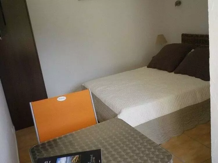 Aamiaismajoitus (B&B) Chambres D'hôtes Villa Alizé