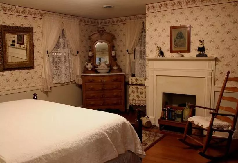 Aamiaismajoitus (B&B) Hickory Bridge Farm Restaurant