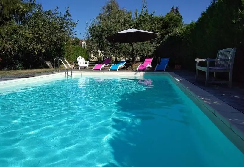 تختخواب و صبحانه La Grange Dîmière, Près De Tours