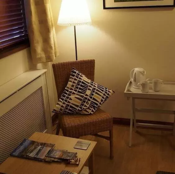 Bed and Breakfast Pantile Lodge