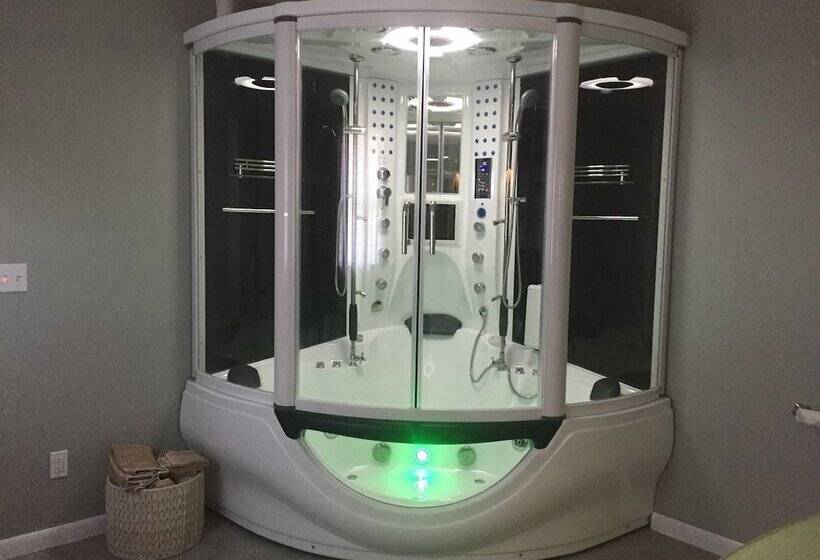 مبيت وإفطار Up Up And Away Lodging