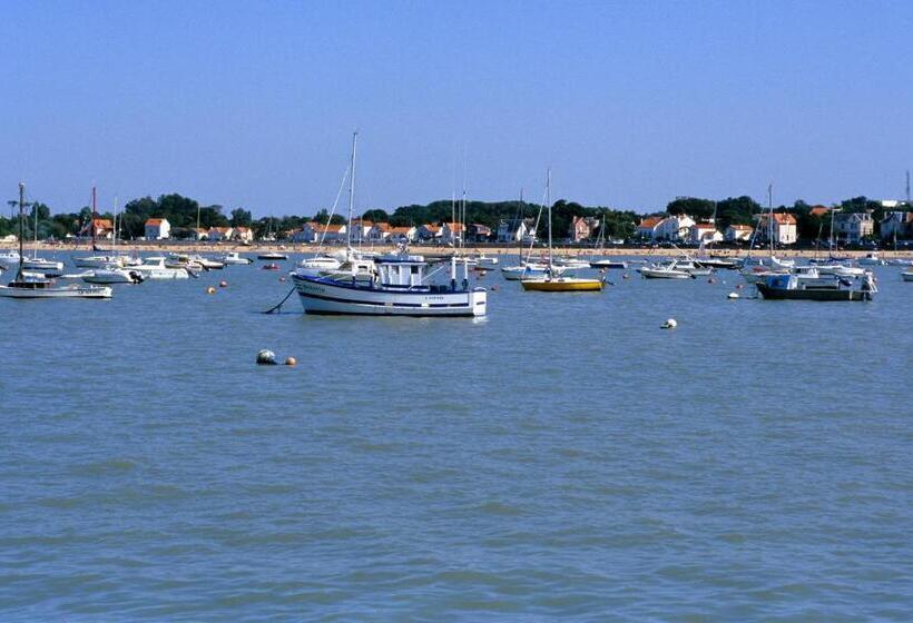 ホテル Azureva Fouras