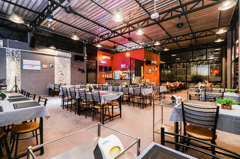 هتل Baan Noppadol Hua Hin Loft