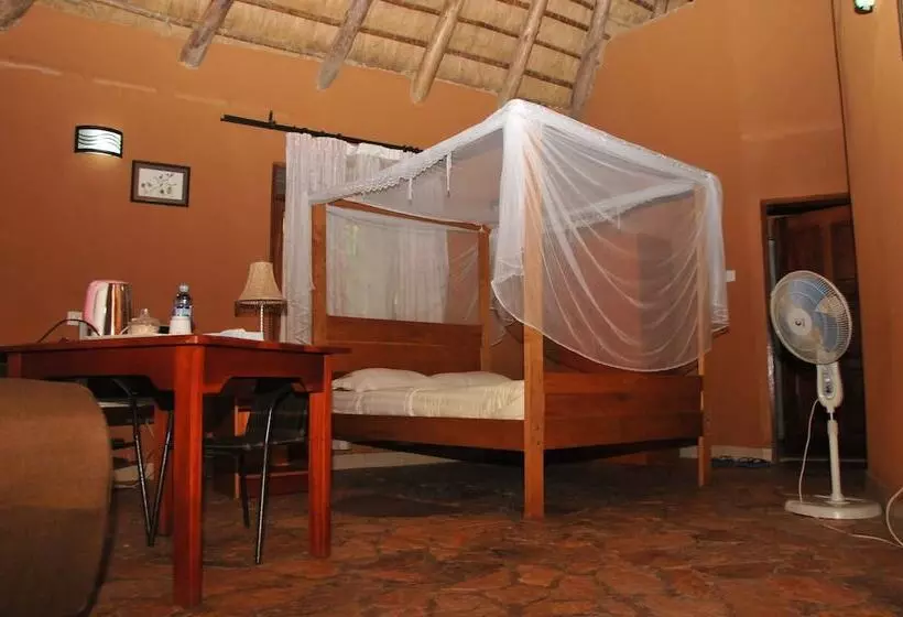 هتل Kontiki Hoima