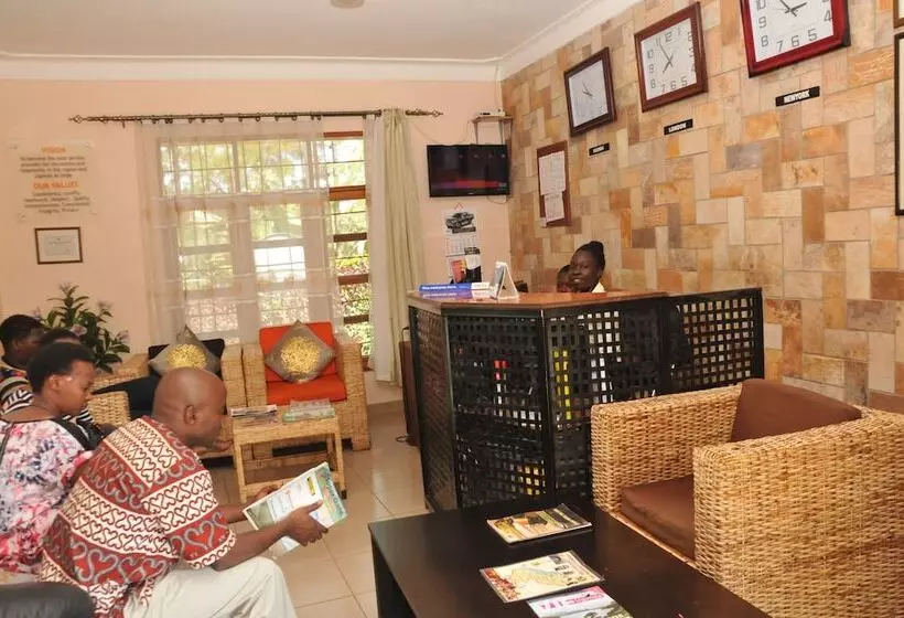 هتل Kontiki Hoima