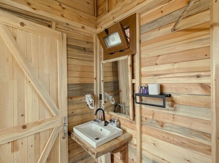 酒店 Shambala Lodge