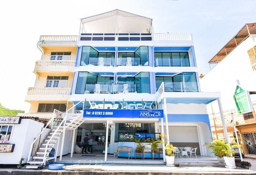 Hotel The Answer Beachfront Cha Am