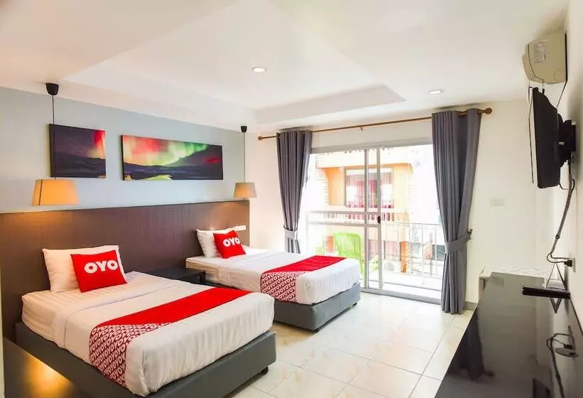 Hotel The Answer Beachfront Cha Am