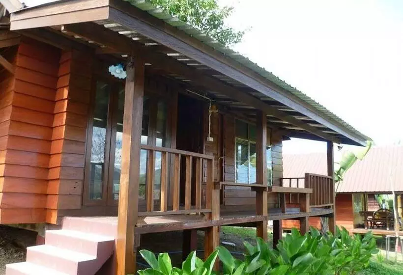 هتل The Moon At Pai